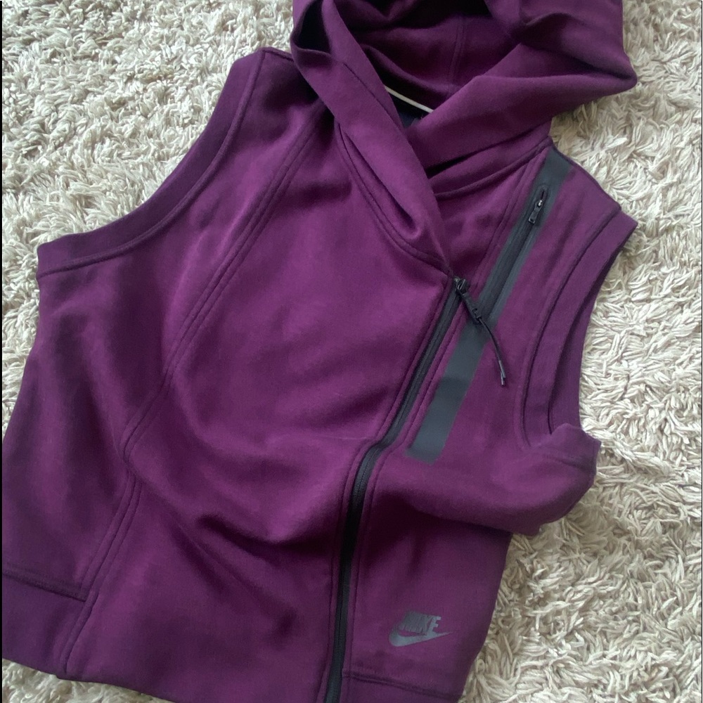 NIKE TECH FLEECE HOODED VEST - Picture 5 of 14